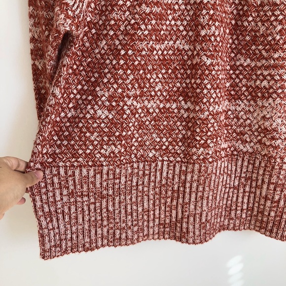 Universal Thread Sweater - Picture 6 of 7